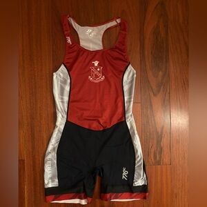 776bc women’s L rowing uni